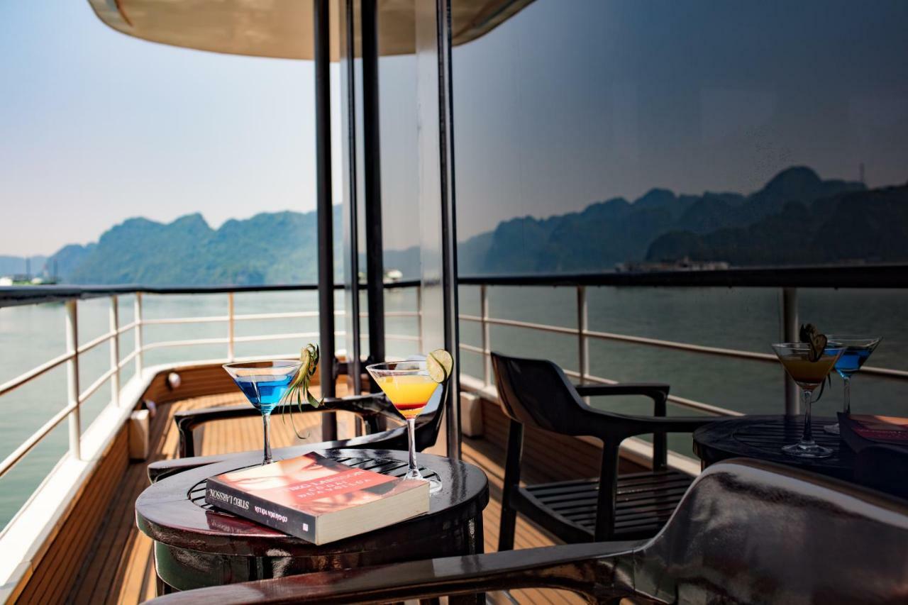 Готель Scarlet Pearl Cruises - Wonder On Lan Ha Bay Халонг Екстер'єр фото